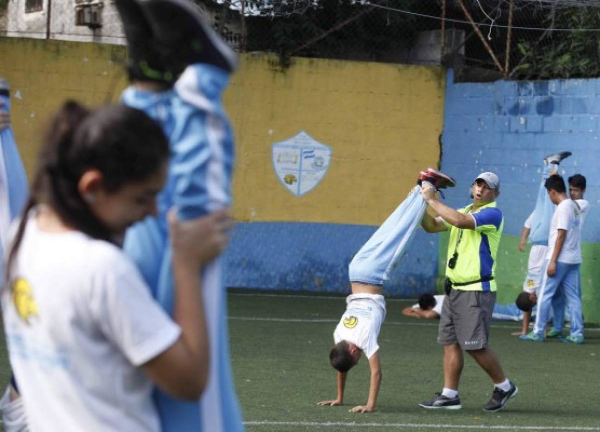 La nueva vida del ex jugador hondureño Francis Reyes lejos de las canchas