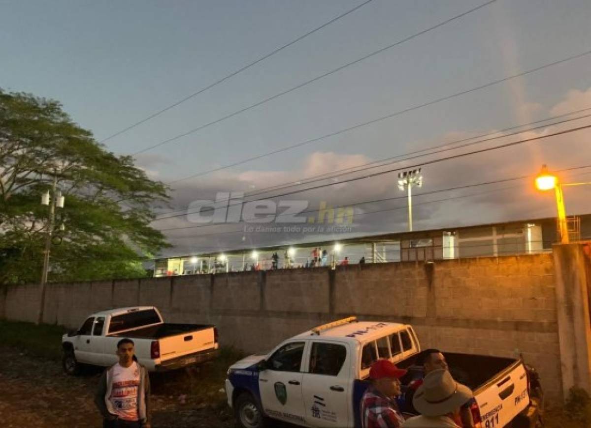 Con danzas, corte de cinta y tremenda fiesta se inauguró alumbrado del estadio de Tocoa