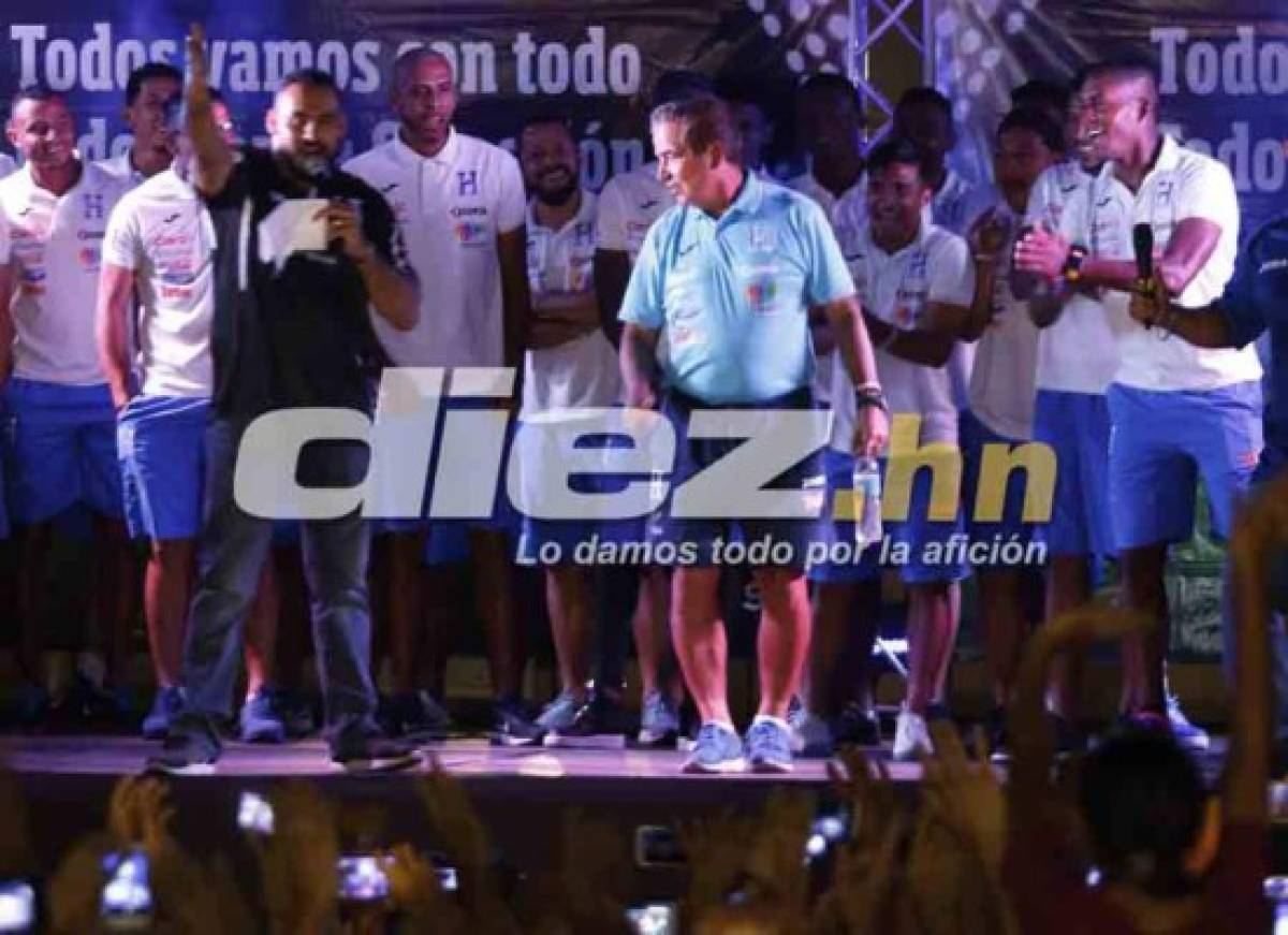 FOTOS EN CHOLOMA: El baile de Pinto, la selfie de Costly y el hombre vestido de mujer