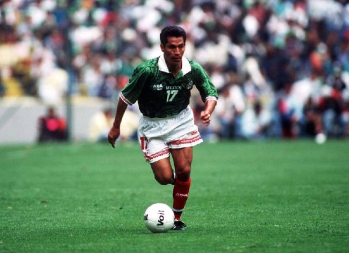 MisterChip elige su 11 ideal de todos los tiempos en la Selección de México