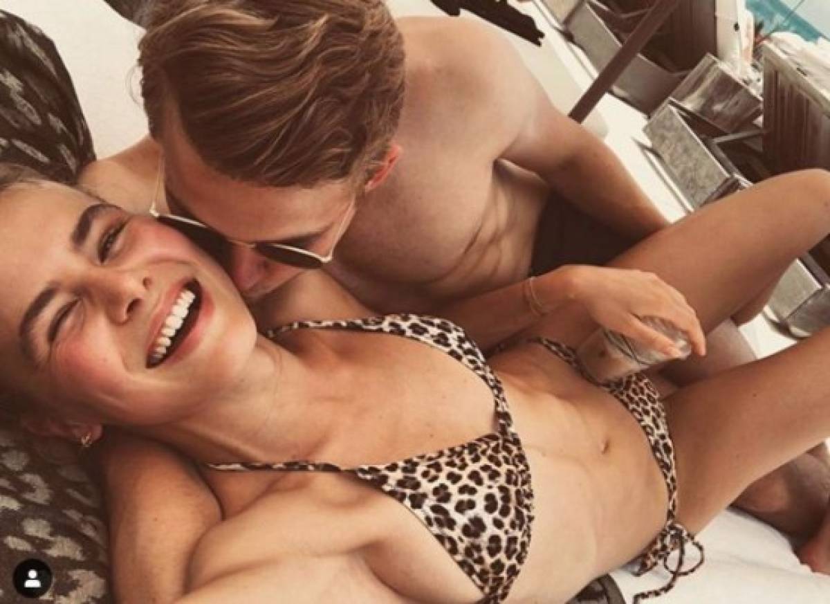 Fotos: De Ligt se marcha a la 'isla de los cerdos' con su espectacular novia