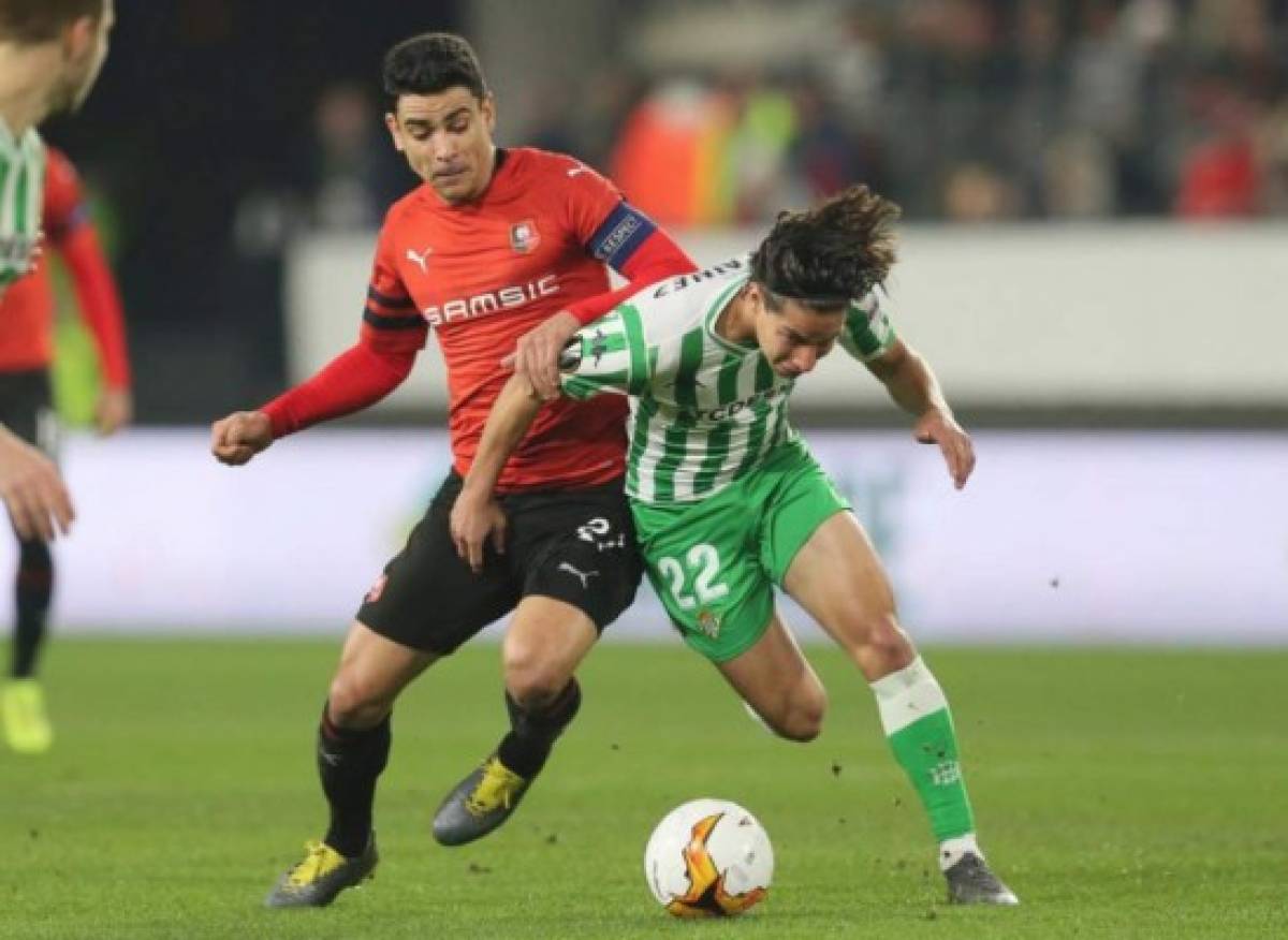 Fotos: La locura de Diego Lainez tras anotar su primer tanto en Europa