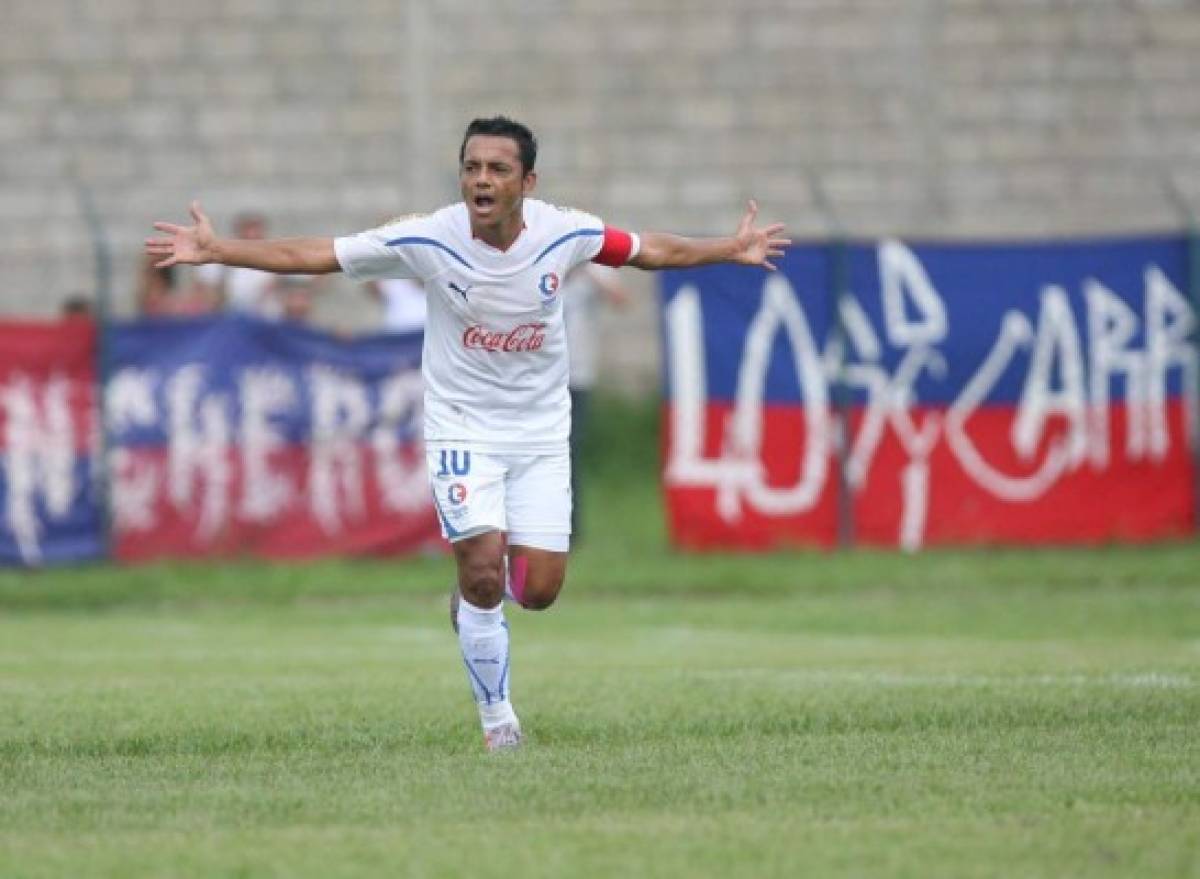 TOP: Futbolistas hondureños con más equipos en su carrera