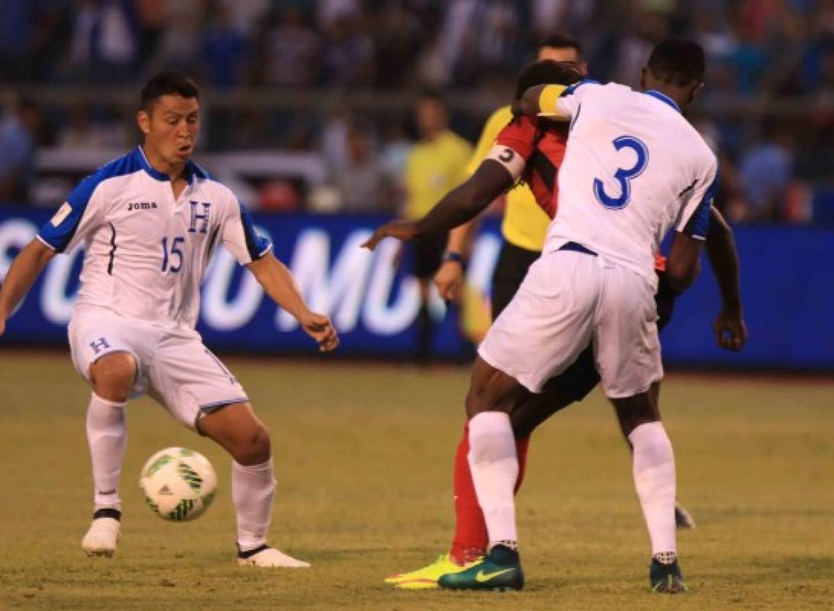 Honduras vs Trinidad y Tobago 17 nov. - ClasificaciÃ³n de la CONCACAF para la Copa Mundial FIFA - Fase 1 de grupos- Roger Espinoza