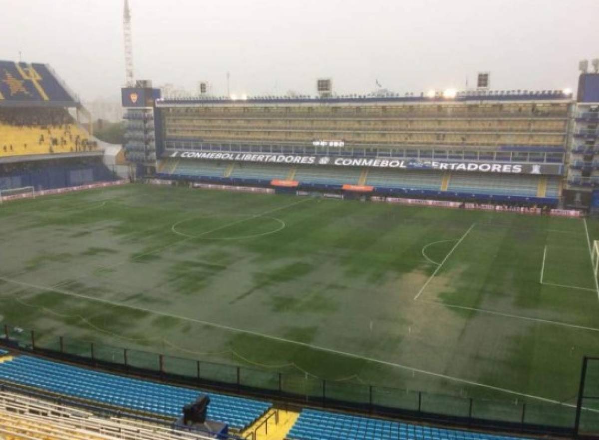 EN FOTOS: Así se ve La Bombonera por el torrencial aguacero en Buenos Aires