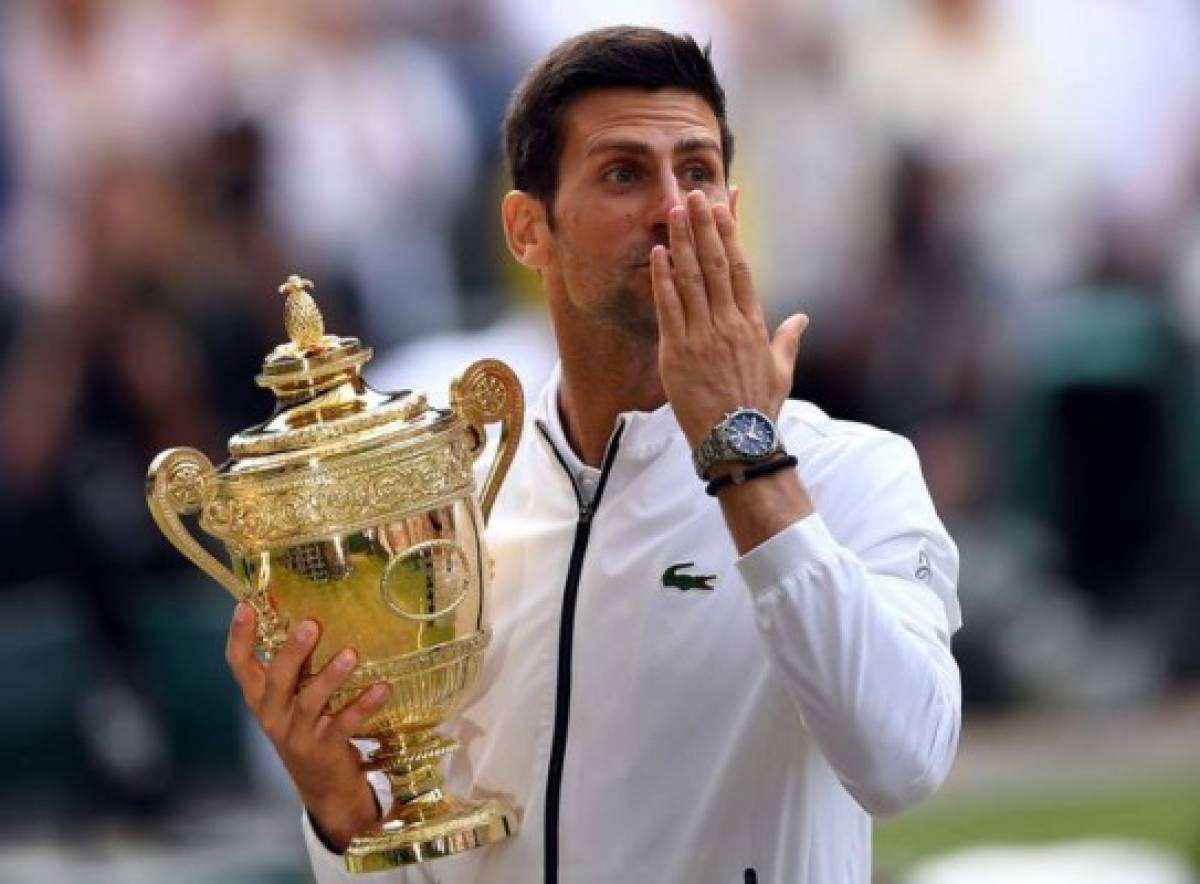 Escándalo: una modelo destapa cómo le ofrecieron destrozar la carrera y el matrimonio a Novak Djokovic