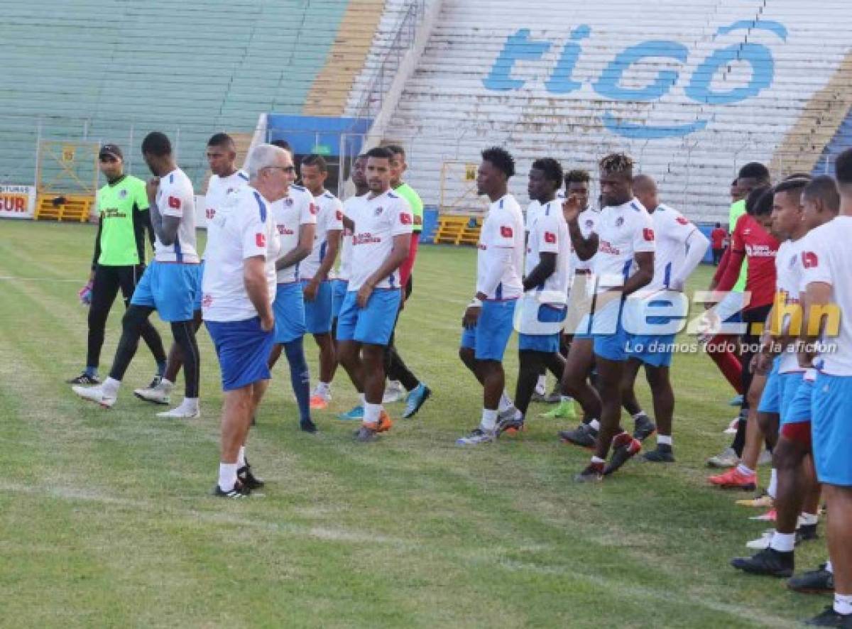 ¡Risas, charlas y abrazos! Así fue el primer entreno de Manuel Keosseián con Olimpia