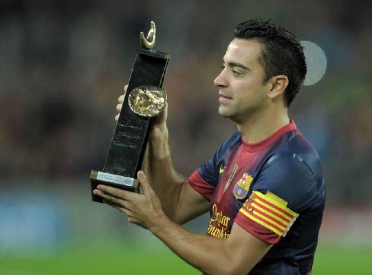 Las mejores 15 fotos inolvidables de Xavi Hernández en el Barcelona