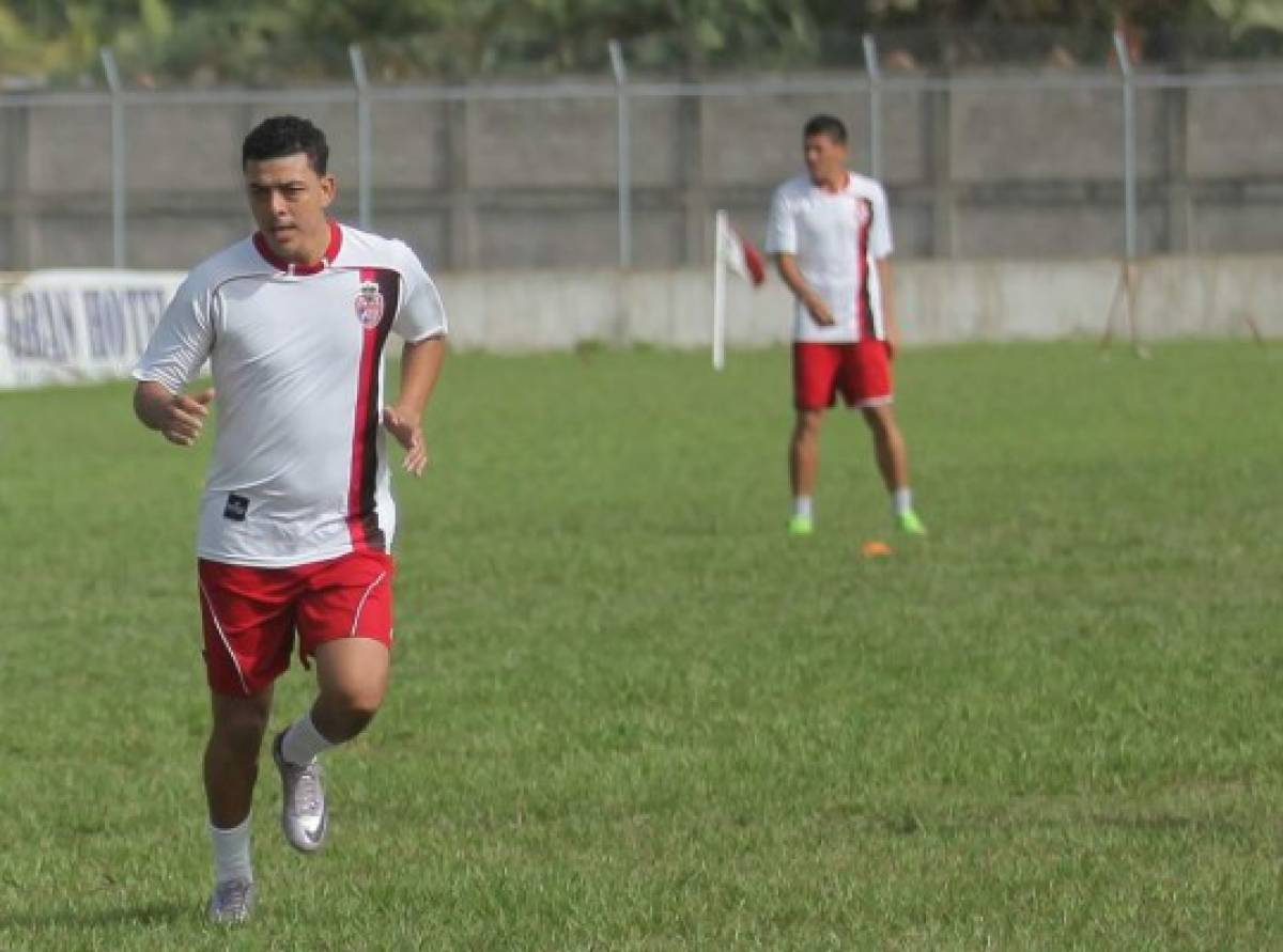 FICHAJES EN ASCENSO: El mercado de piernas se sigue moviendo en Segunda División de Honduras