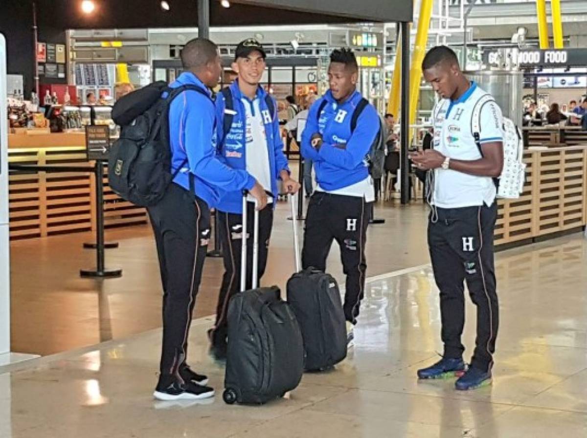 Así fue la llegada de la Selección de Honduras a Barcelona, España