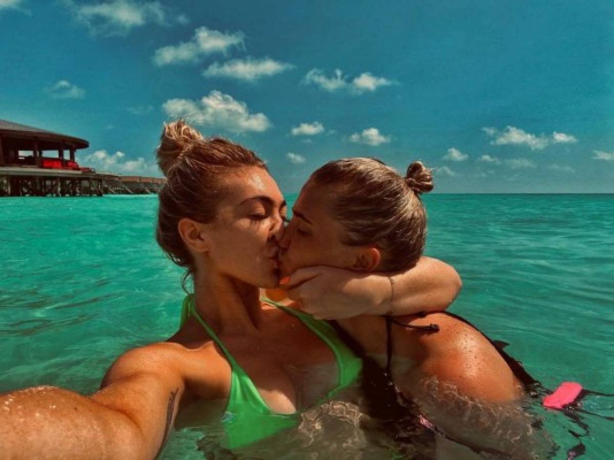 April Hunter, la boxeadora que desafió la ley islámica besándose con su novia en las Maldivas