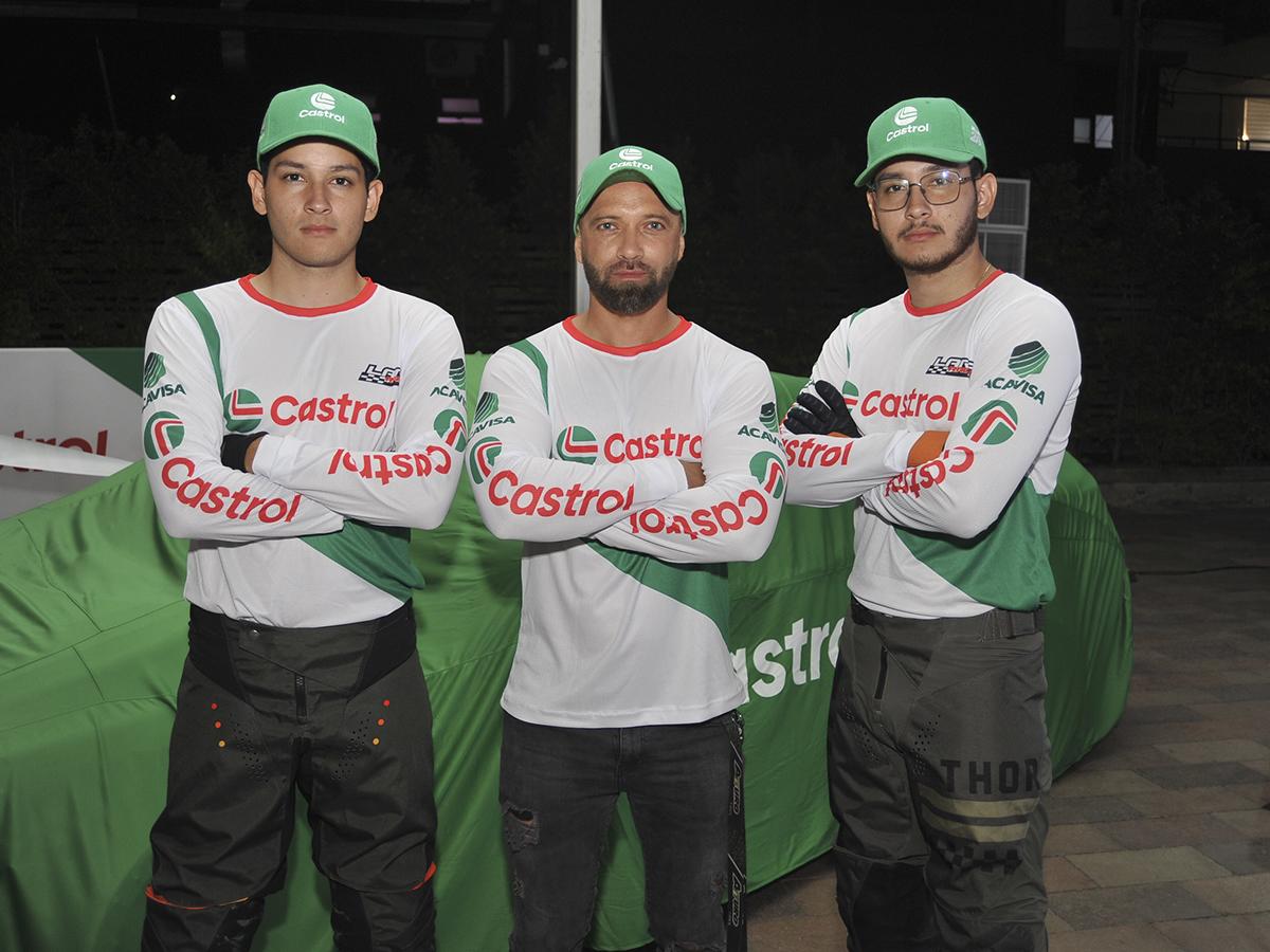<i>Presentando al equipo Castrol 2024 De izquierda a derecha: Tito Lara, Juan Felipe Raibstein y Joshe Lara listos para llevar la pasión por el motor a nuevas alturas junto a Castrol.</i>
