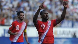 Kendall Waston liderará la defensa de Costa Rica ante Honduras.