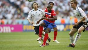 Wanchope fue la figura costarricense en ese juego inaugural.