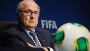 Blatter fue reelecto presidente de la FIFA, pero cuatro días después puso su renuncia.