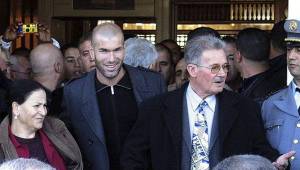 El padre de Zinedine Zidane contó todos los detalles de cómo era de niño el técnico del Real Madrid.