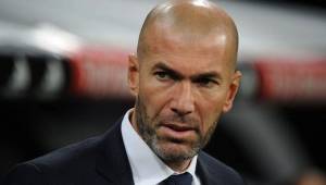 Zidane: 'Disfruto cada día, es mucho desgaste pero soy joven, no tengo 75 ni 80 años para decir que estoy cansado de entrenar. Tengo 45 y soy muy joven para entrenar, tengo más margen'.