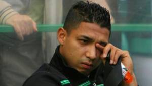 Emilio Izaguirre se despidió entre lágrimas de los aficionados del Celtic de Escocia que lo ovacionaron en lo que fue su último partido. Foto Cortesía.