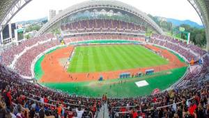 El estadio Nacional alberga los juegos de Costa Rica, fue donado por China y se inauguró en el 2011, siendo el más nuevo de Centroamérica.