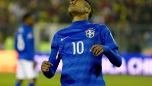 La eliminación de Brasil en Copa América obliga a Neymar a cumplir su castigo en eliminatorias a Rusia 2018. Foto AFP