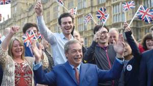 El festejo de los británicos que votaron a favor del Brexit.