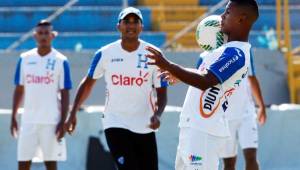 Óscar Salas dice que la principal tarea del técnico de Honduras Jorge Luis Pinto ante Belice es mantener el balón. Foto Neptalí Romero