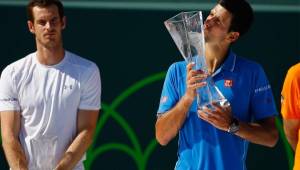 Djokovic conquistó su título 22 en torneos Masters 1000, es tercero en el circuito de la ATP detrás del español Rafael Nadal (27) y el suizo Roger Federer (23). Foto AFP