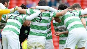 Emilio Izaguirre jugó en la goleada del Celtic ante el Dundee United.