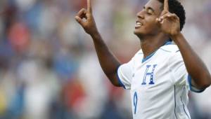 Anthony Lozano celebrando un gol con la selección olímpica de Honduras.