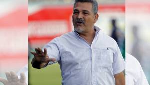 Roger Espinoza cuestionó a los delanteros del Juticalpa FC.
