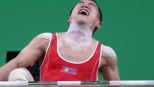 El atleta Om Yun-Chol cree que defraudó al difunto líder supremo Kim Jong-Il con la medalla de plata.