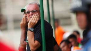Ariel Sena dirigirá los últimos tres partidos al frente del Platense.