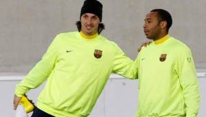 Thierry Henry y Zlatan Ibrahimovic compartieron camerino en el Barcelona.