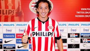 Andrés Guardado fue presentado por al PSV de Holanda. Portará el dorsal que lo ha caracterizado; 18.