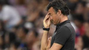 Luis Enrique no ha logrado conseguir una armonía con las estrellas del Barcelona y según medios, si pierde el domingo sería destituido. Foto AFP