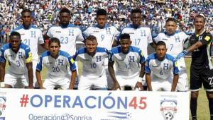 El técnico Jorge Luis Pinto tiene con Honduras varios retos importantes por delante, el primero es el inicio del hexagonal en noviembre. Foto DIEZ