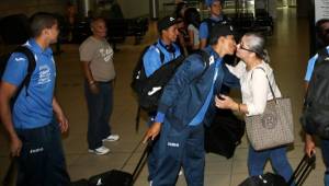La Sub-20 de Honduras arribó este miércoles al país luego de su gira por Europa. Foto DIEZ