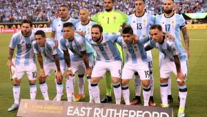 La selección de Argentina quedará huérfana de liderazgo si se van al menos siete de sus figuras. Fotos AFP.