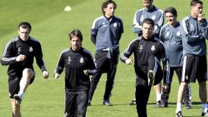 Bale, Coentrao y Cristiano durante el entrenamiento de este lunes.