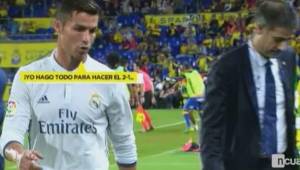 Cristiano Ronaldo al salir del campo se fue lanzando insultos.