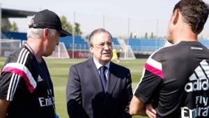 El presidente de Real Madrid, Florentino Pérez, habló con el plantel previo a entrenamiento. (Agencia/ARCHIVO)