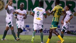 Walter Hernández le dio triunfo a Platense ante Parrillas One. (Foto: Wendell Escoto)