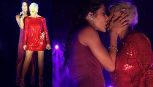 La cantante española Ana Torroja se dio un beso con la mexicana María León.