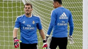 Según medios españoles, jugadores del Real Madrid discutieron con Iker Casillas tras la reunión con Florentino Pérez el lunes. Foto AFP