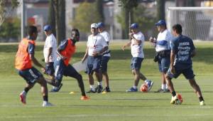 La Selección de Honduras entrena muy temprano de este domingo en Dallas. (Foto: Juan Salgado/Enviado especial)