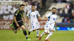 En su primer juego de esta fase de grupos eliminatoria Méxivo venció 3-0 a El Salvador en el estadio Azteca.