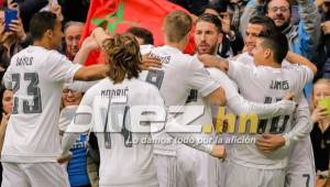 El festejo total de los jugadores del Real Madrid tras vencer al Athletic. FOTO EFE