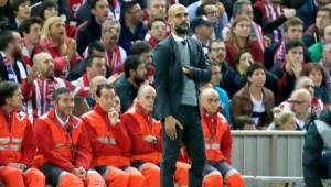 Pep Guardiola se ha quejado hoy por las filtraciones por sus pelear con el cuerpo médico del Bayern. Foto EFE.