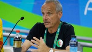 Pierre-André Schürmann, entrenador de Argelia, considera a Honduras 'un rival duro'.