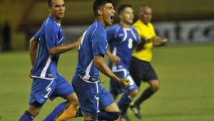 Nelson Bonilla celebra después de su anotación ante San Cristóbal. (AFP)